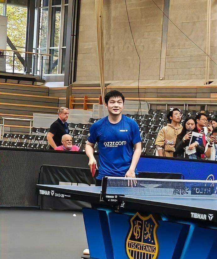 包含滚球预测选手爆冷获胜，专家预测失准的词条