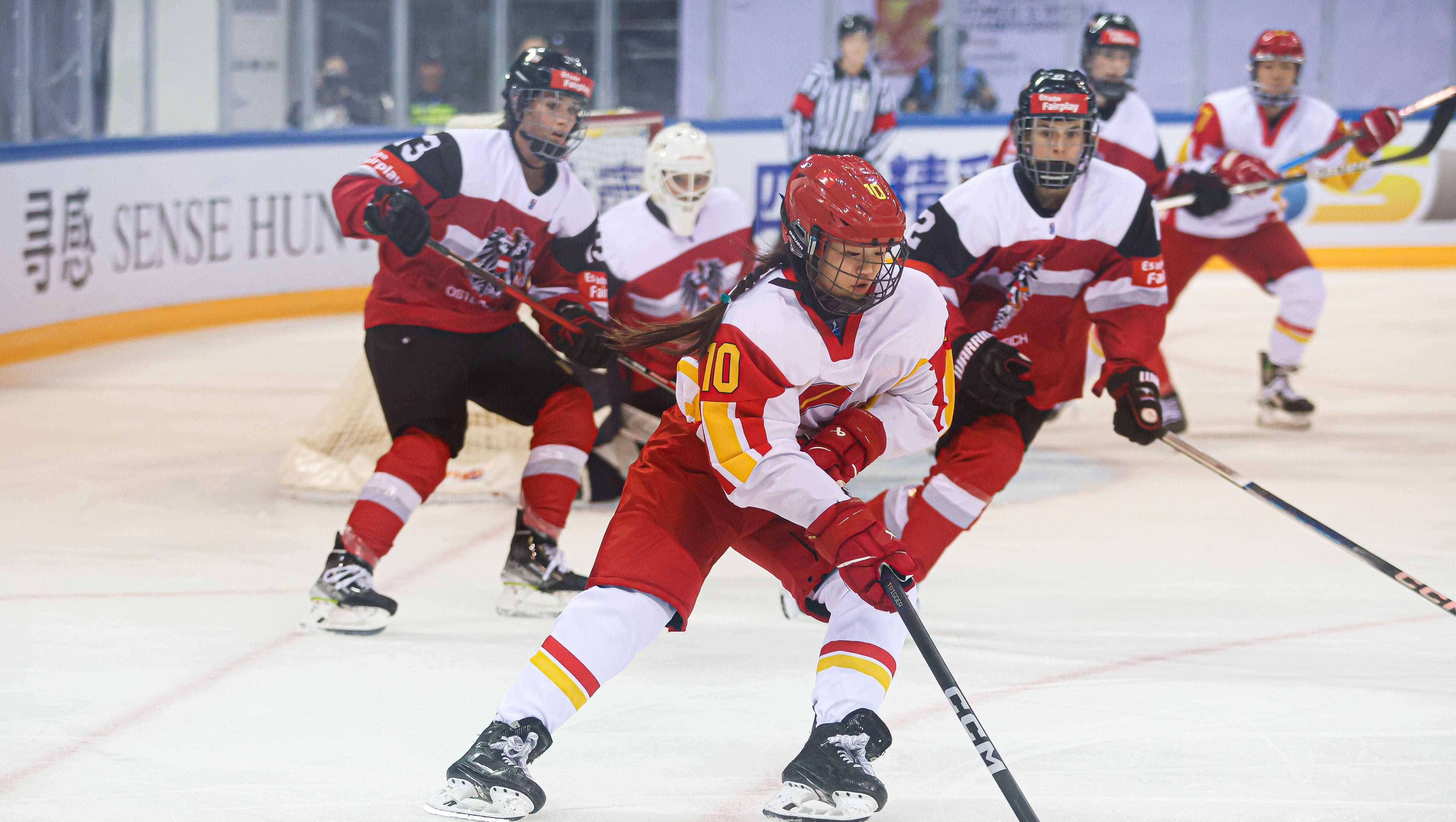 冰球热度飙升，网友热议不断的简单介绍