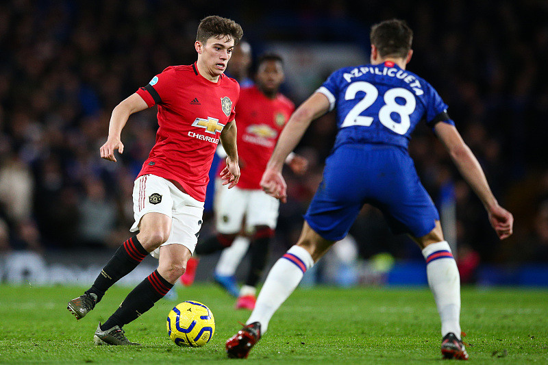 包含豪门对决！S赛上演世纪大战的词条