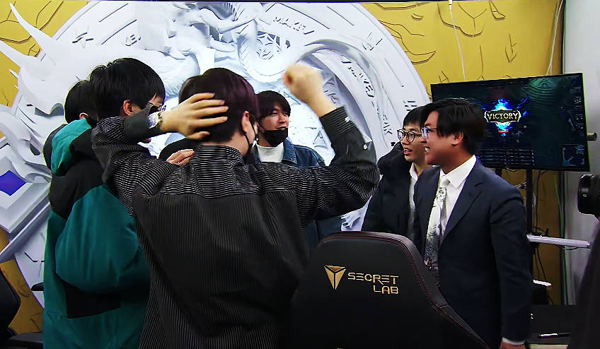 惊天逆转!即时盘口战队挺进四强 惊天逆转!即时盘口战队挺进四强