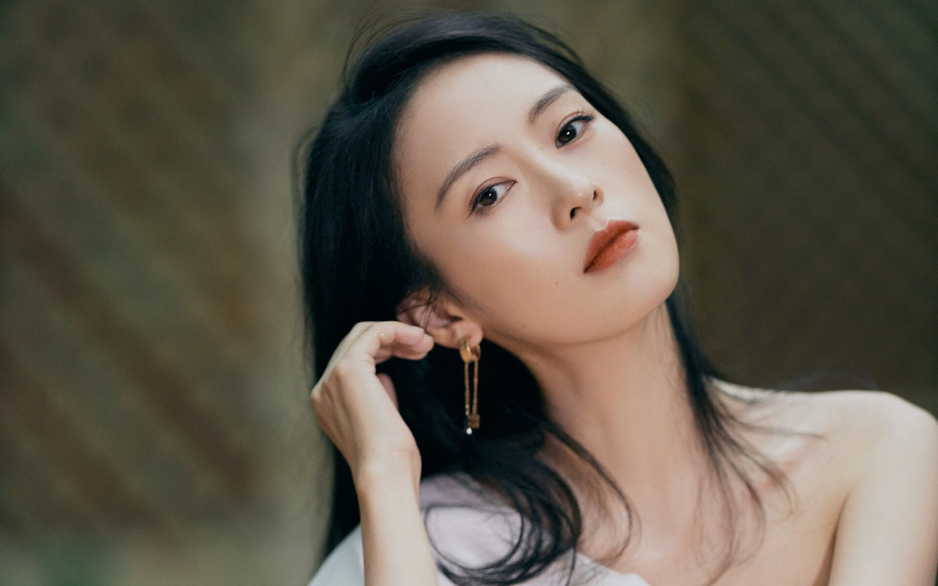 关键先生布伦森的封神之战,硬撼群狼,掘金用血性宣告冠军本色