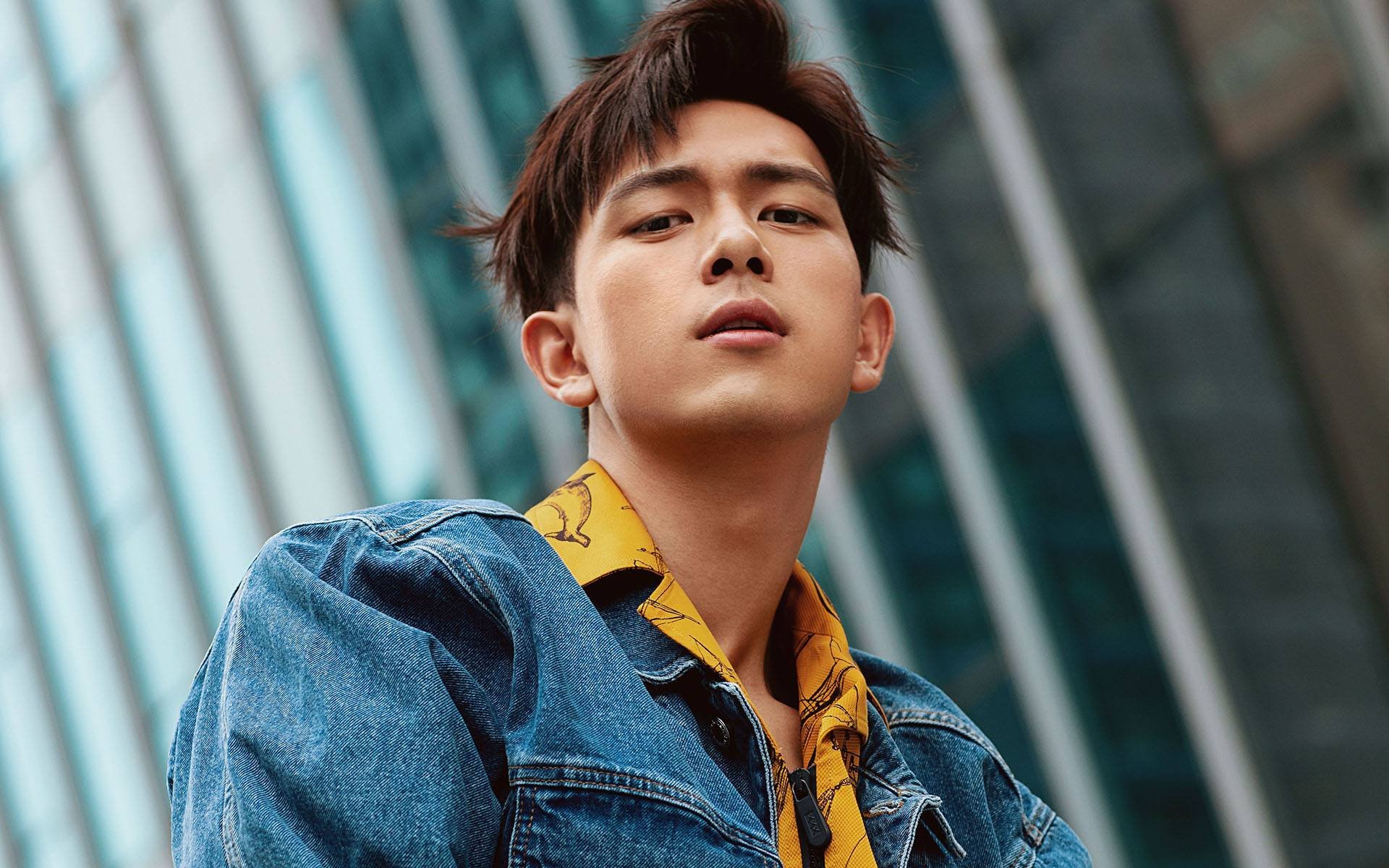 暗夜闪光，武切维奇独舞撕裂步行者铁阵，独行侠爆冷背后的孤星叙事