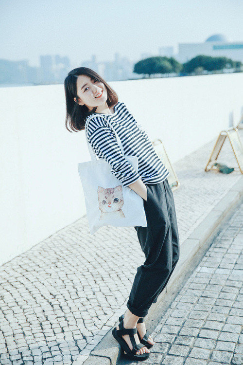 野火与钟摆，喀麦隆的狂野绝杀与基耶萨的精密节奏